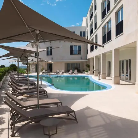 Lux Pool Lejlighed