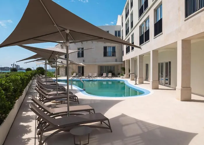 Lux Pool Apartamento