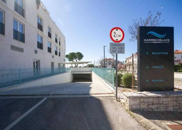 Lux Pool Apartamento *